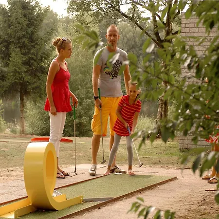 Сasa de vacaciones Restyled With Dishwasher, In Natural Surroundings Mierlo